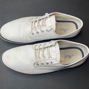 Mens white Soviet pumps